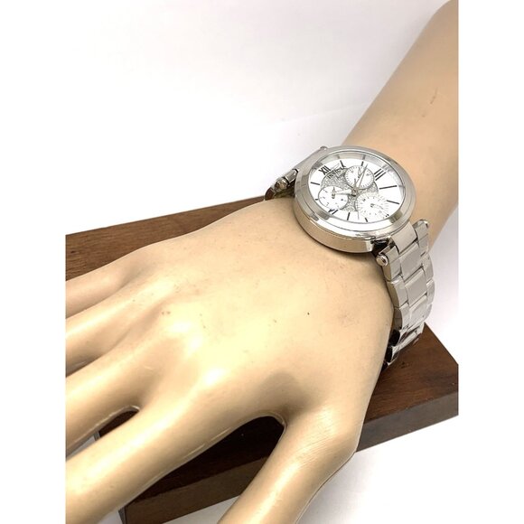 Invicta Women's Watch 28924 Angel Quartz Mother of Pearl Dial Silver Steel 36mm - Picture 5 of 15